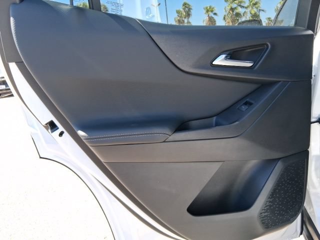 2027 Chevrolet Equinox LT - Photo 17