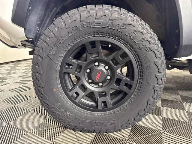 Certified Used 2018 Super White Toyota TRD Off-Road image 10