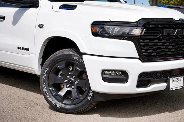 New 2026 Bright White Clear-Coat Exterior Paint RAM Big Horn/Lone Star image 4