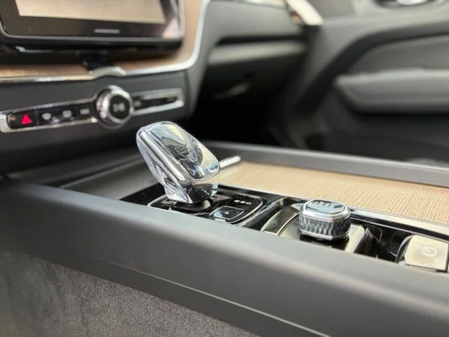New 2026 Vapour Grey Volvo Plus image 15