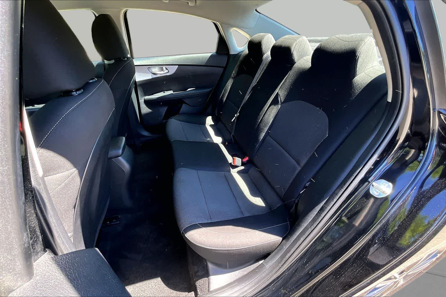 Used 2024 Aurora Black Kia LXS image 20