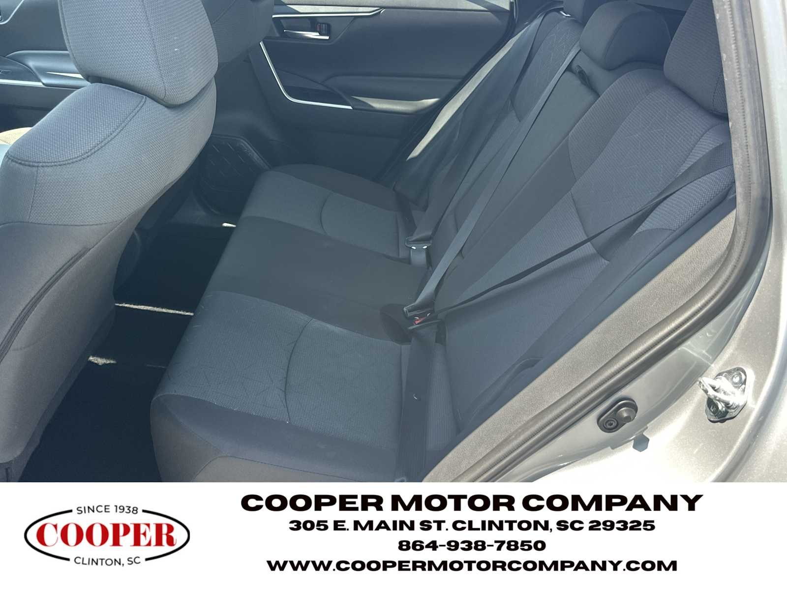 Used 2025 Silver Sky Metallic Toyota XLE image 20