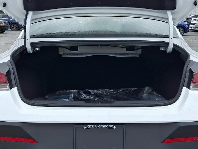 New 2026 White Hyundai SE image 19