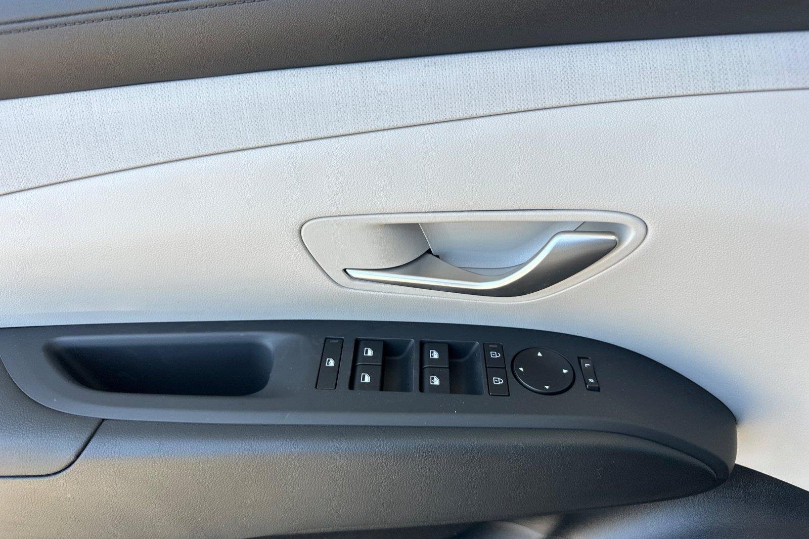 New 2026 Ecotronic Gray Hyundai SEL Premium FWD image 39