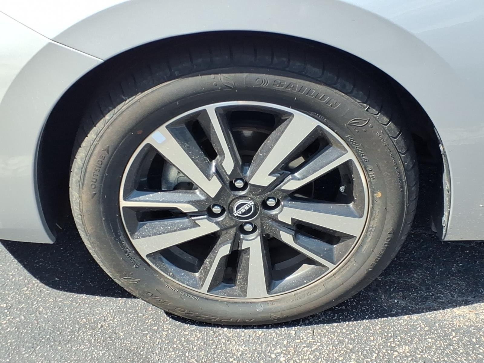 Used 2025 Brilliant Silver Metallic Nissan SV image 7