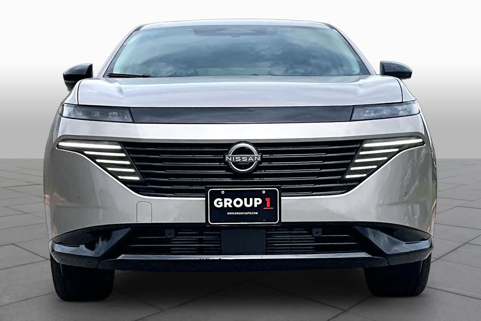 New 2026 Champagne Silver Metallic Nissan Platinum image 3