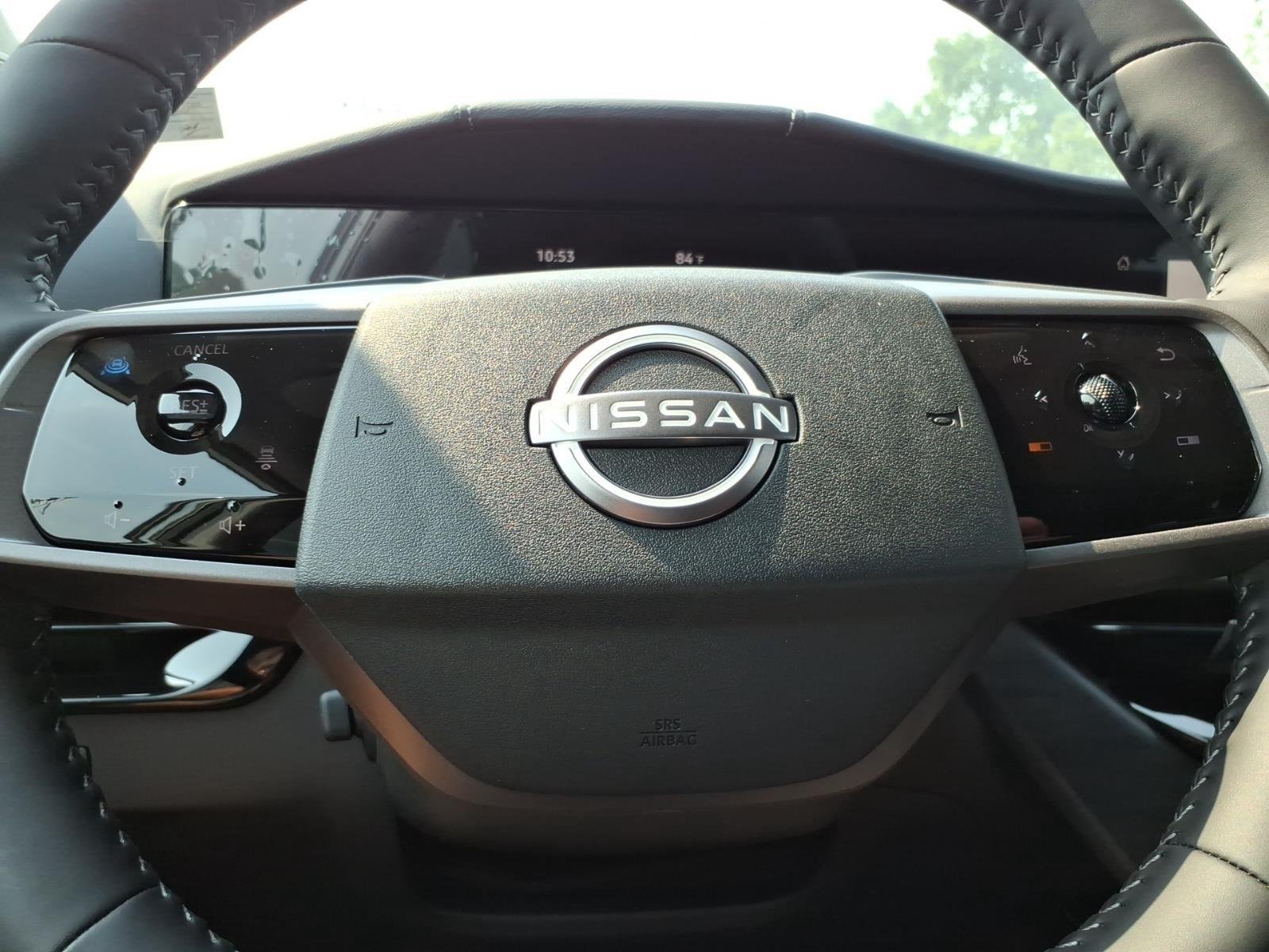 New 2026 Everest White Pearl TriCoat / Super Black Two-tone Nissan Platinum image 14