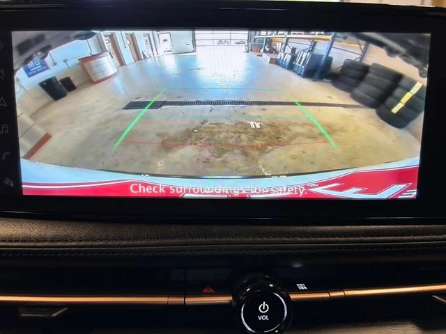 Certified Used 2023 White Nissan ENGAGE image 20