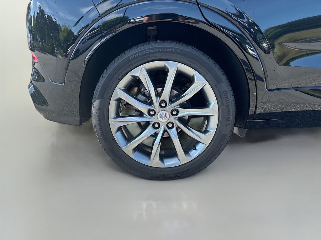 Used 2025 Black Buick Avenir image 14