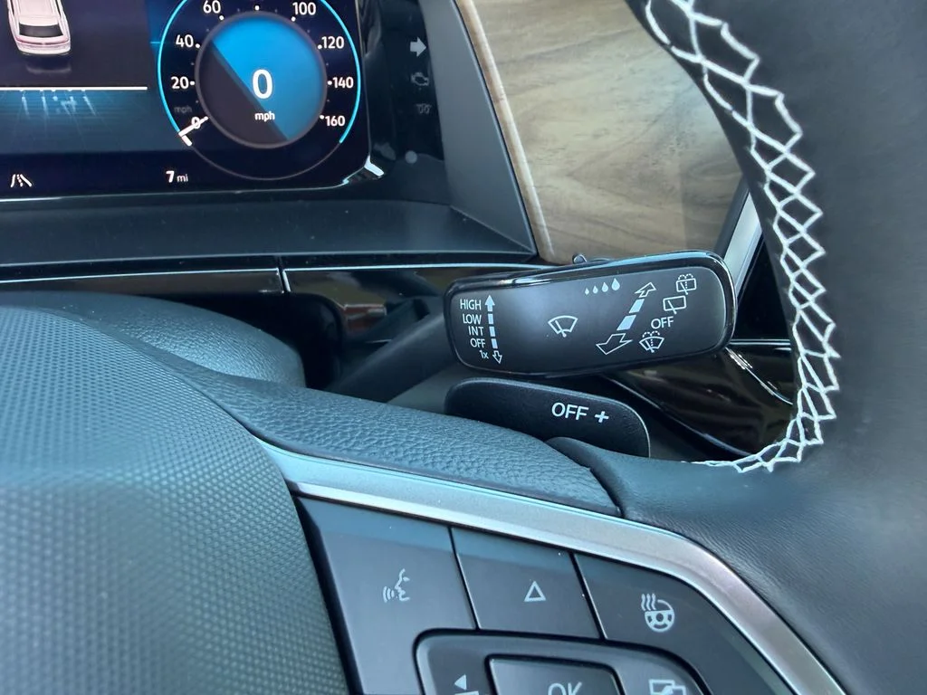 New 2026  Volkswagen SE w/Technology image 18