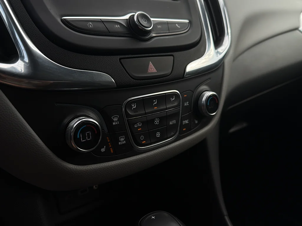 Used 2020 Pacific Blue Metallic Chevrolet LT image 19