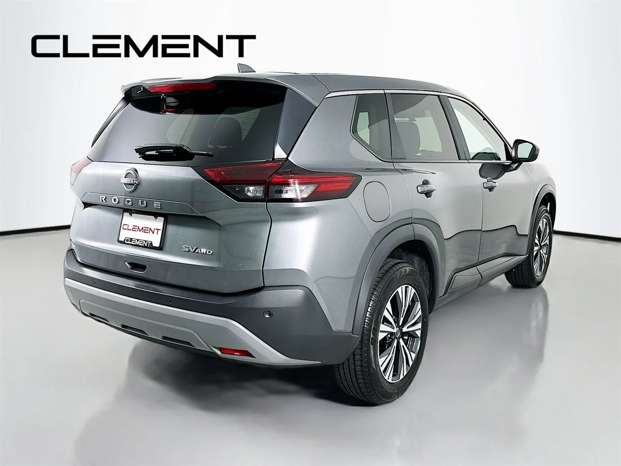 Certified Used 2023 Gun Metallic Nissan SV image 7