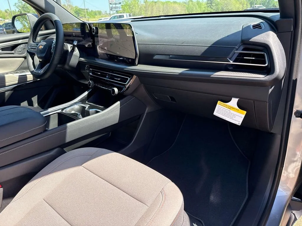 New 2026 Sterling Gray Metallic Chevrolet LT image 20