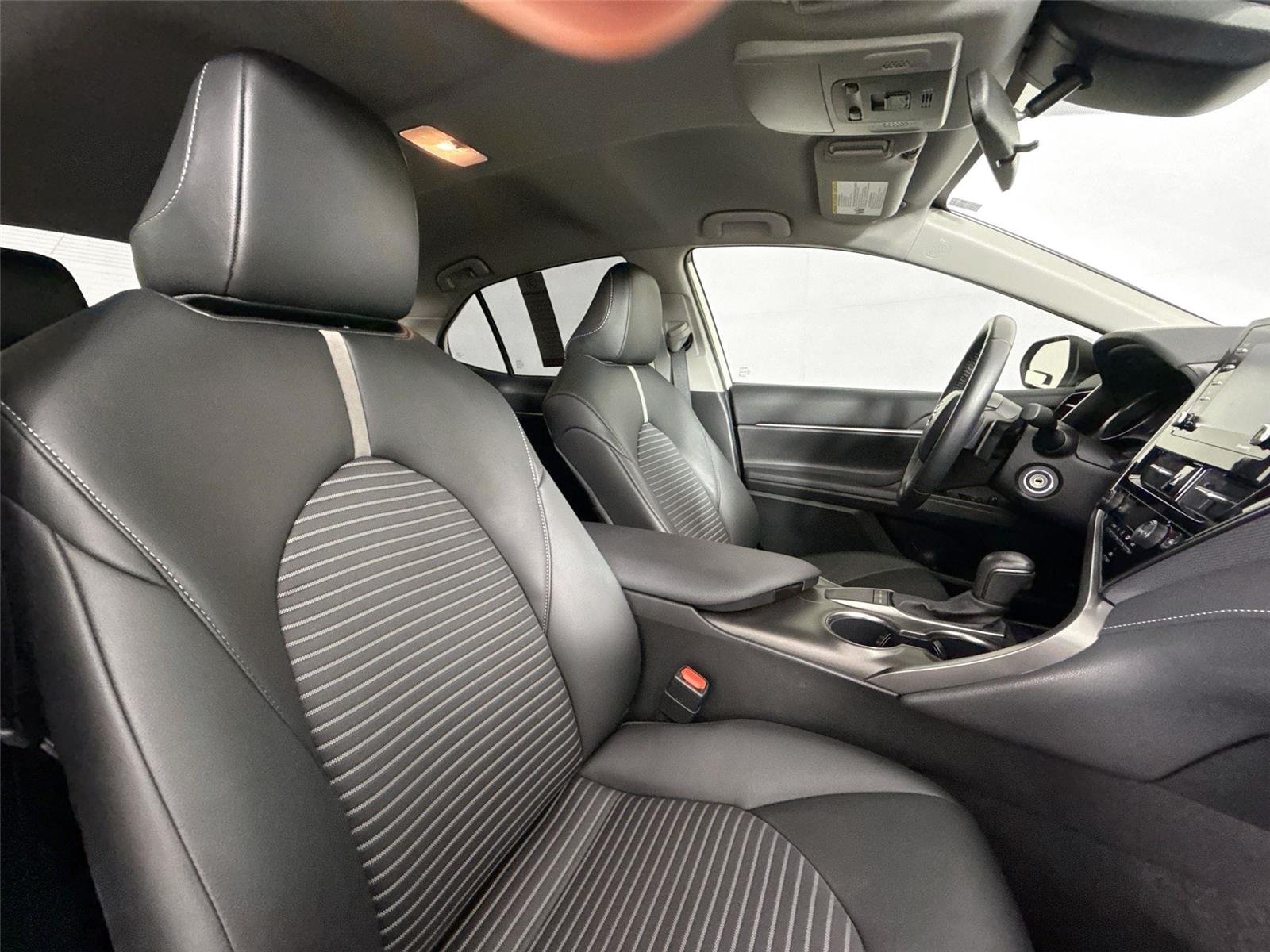 Used 2024 Ice Cap Toyota SE image 36