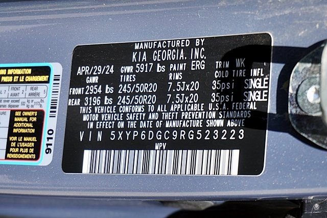 Used 2024 Silver Kia S image 11