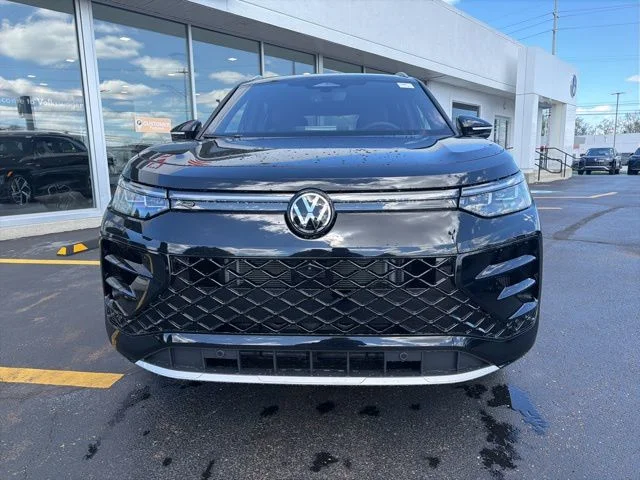 New 2026 Deep Black Pearl Volkswagen 2.0T SEL R-Line Turbo image 11