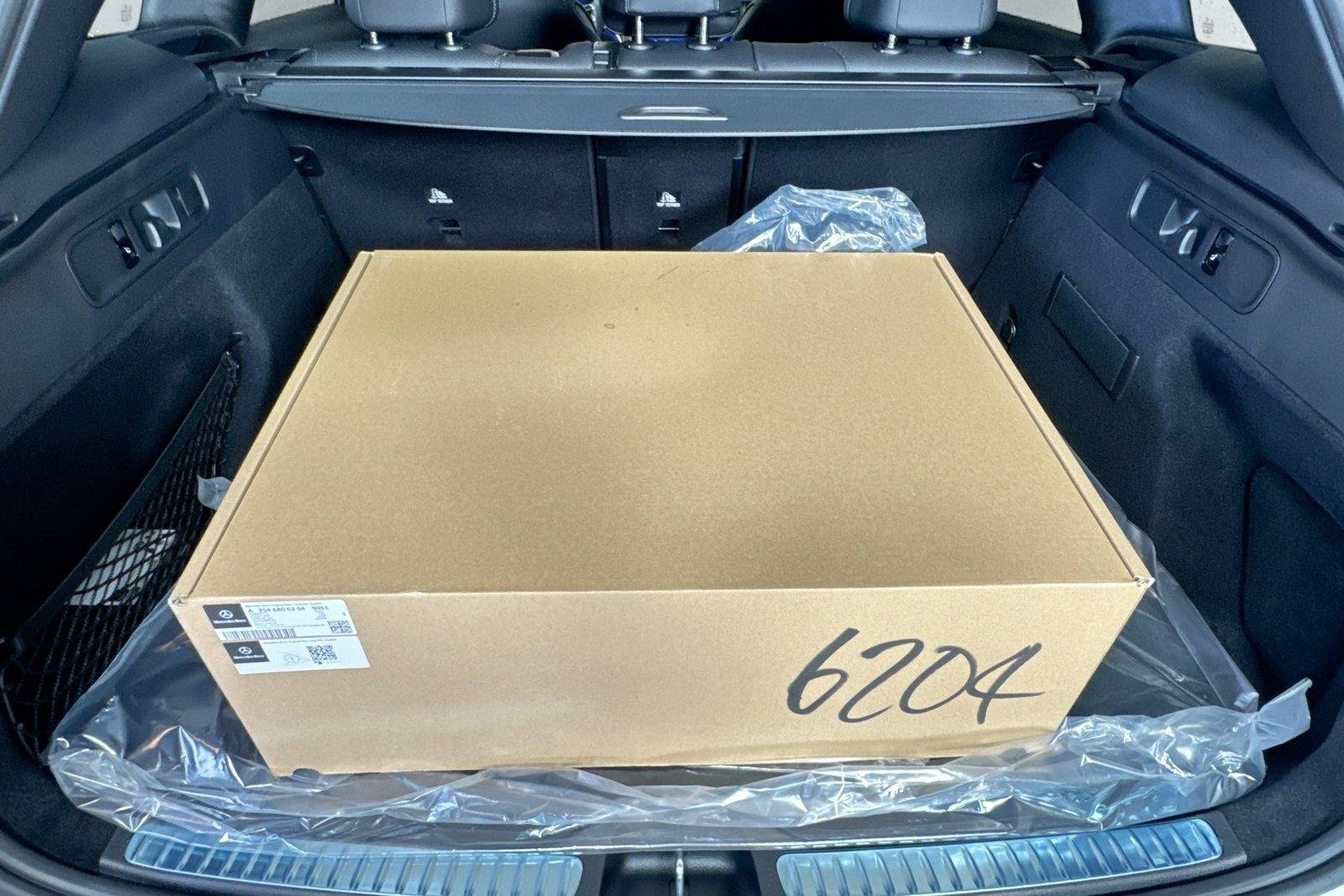 New 2026 Polar White Mercedes-Benz GLC 300 image 24