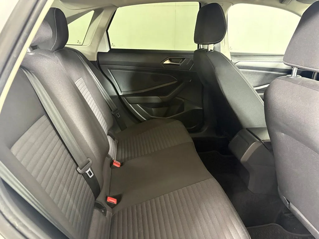 Used 2022  Volkswagen 1.5T S image 17