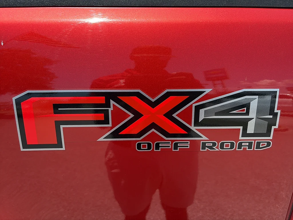Used 2019 Hot Pepper Red Metallic Tinted Clearcoat Ford  image 13