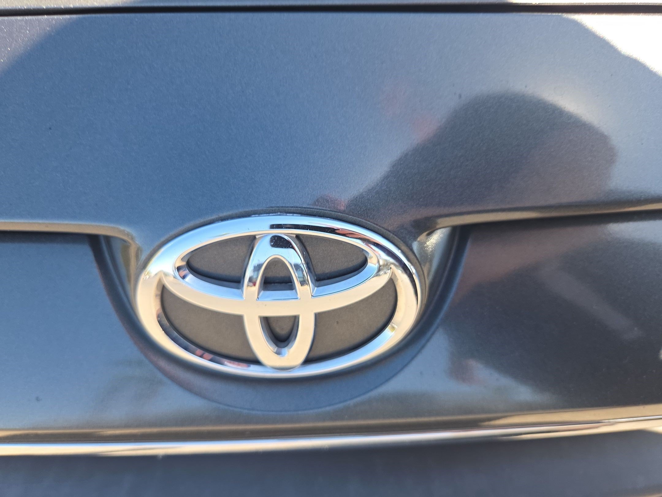 Used 2020 Graphite Toyota LE image 24