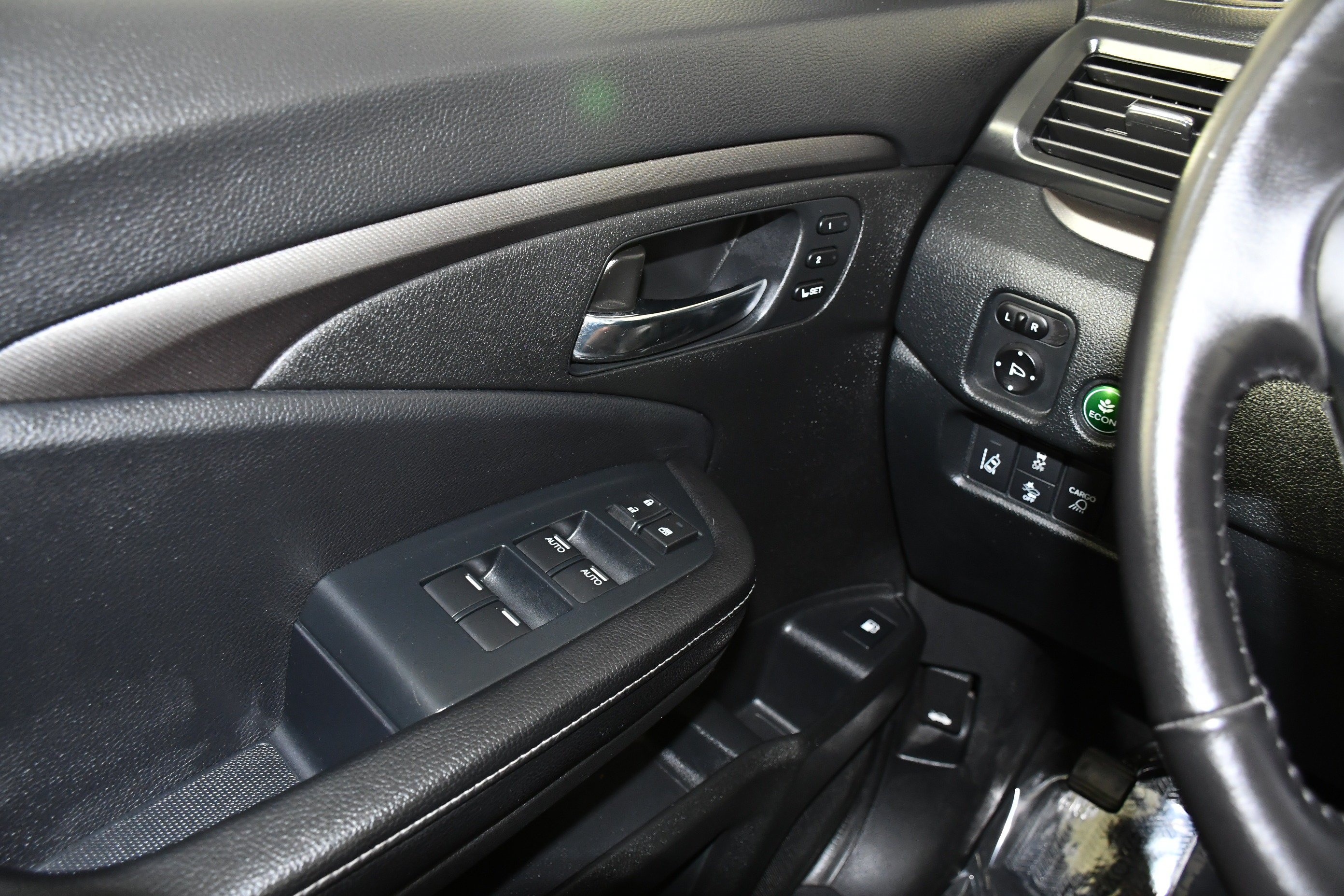 Certified Used 2023 Crystal Black Pearl Honda RTL image 33
