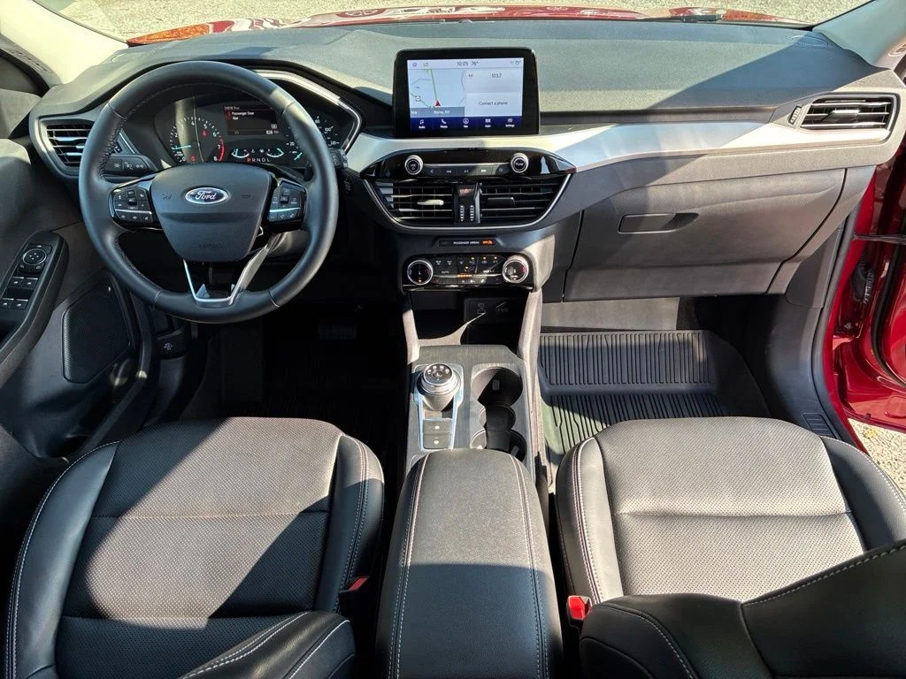 Used 2022 Red Ford SEL image 49