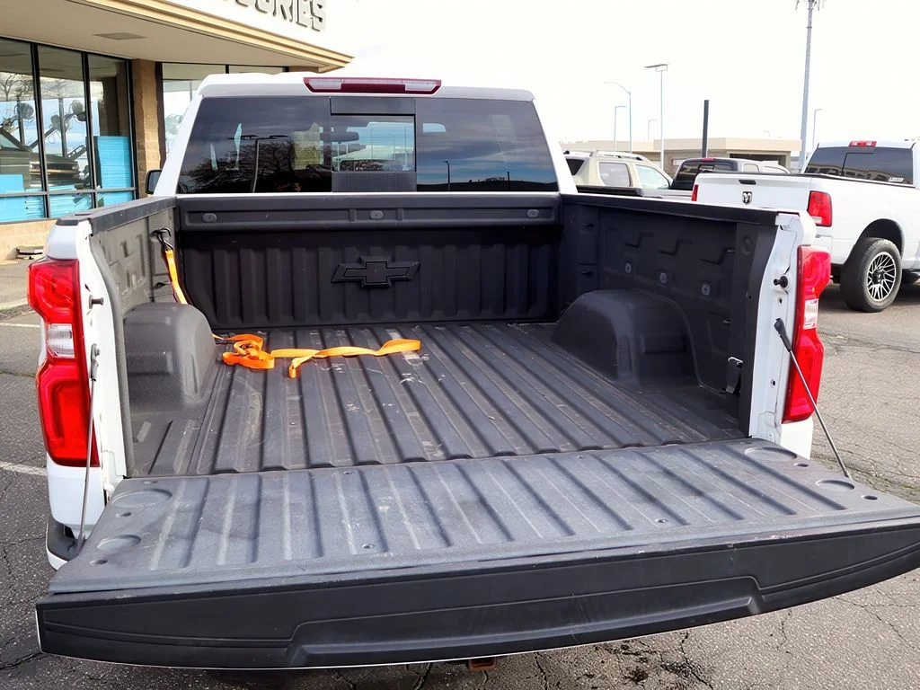 2020 Chevrolet Silverado 1500 RST - Photo 9