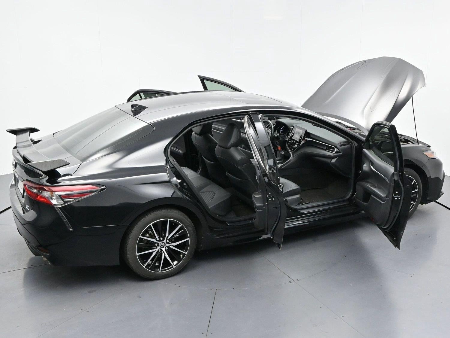 Used 2021 Midnight Black Metallic Toyota SE image 41