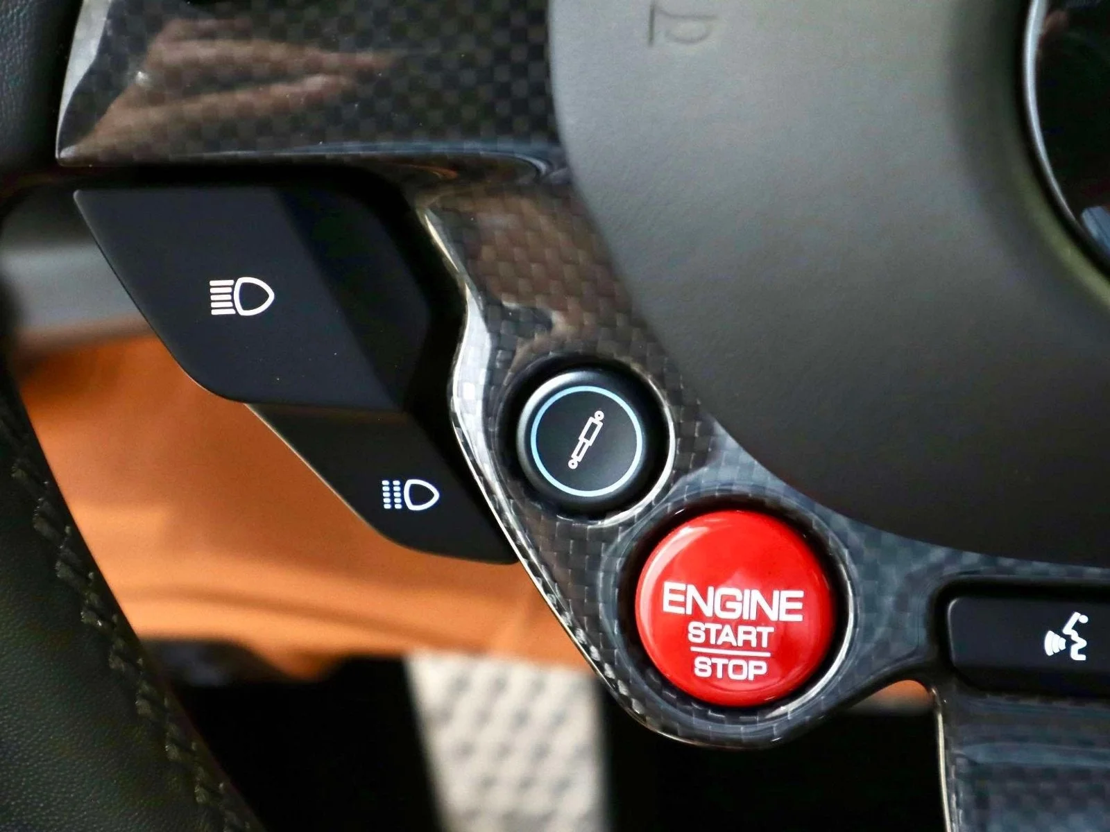 Certified Used 2019 Grigio Titanio Metall Ferrari  image 25