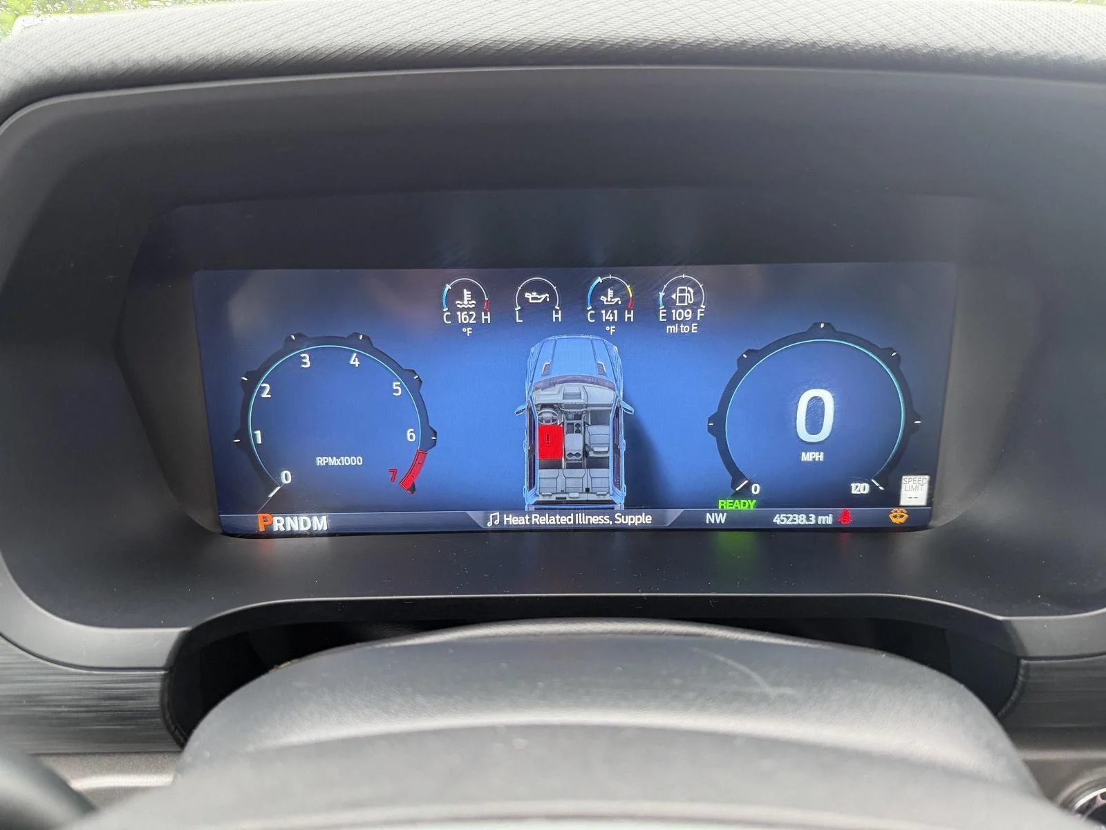 Used 2024 Iconic Silver Ford XLT image 10