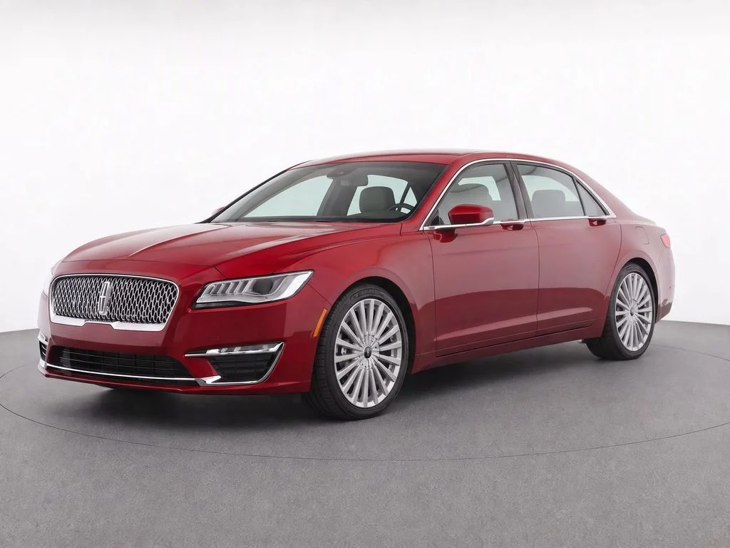 Used 2017 Red Lincoln Reserve image 2