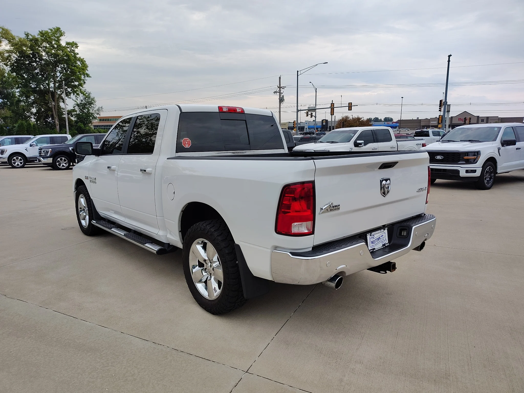 Used 2017 Bright White Clearcoat Ram Big Horn image 5