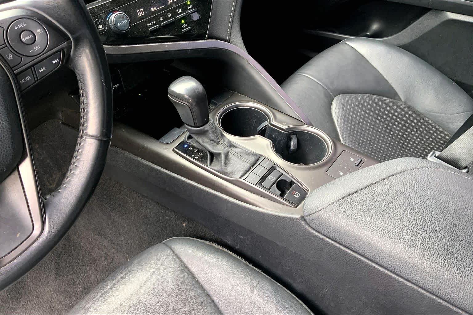 Used 2022 Celestial Silver Metallic/Midnight Black Metallic Toyota XSE image 16