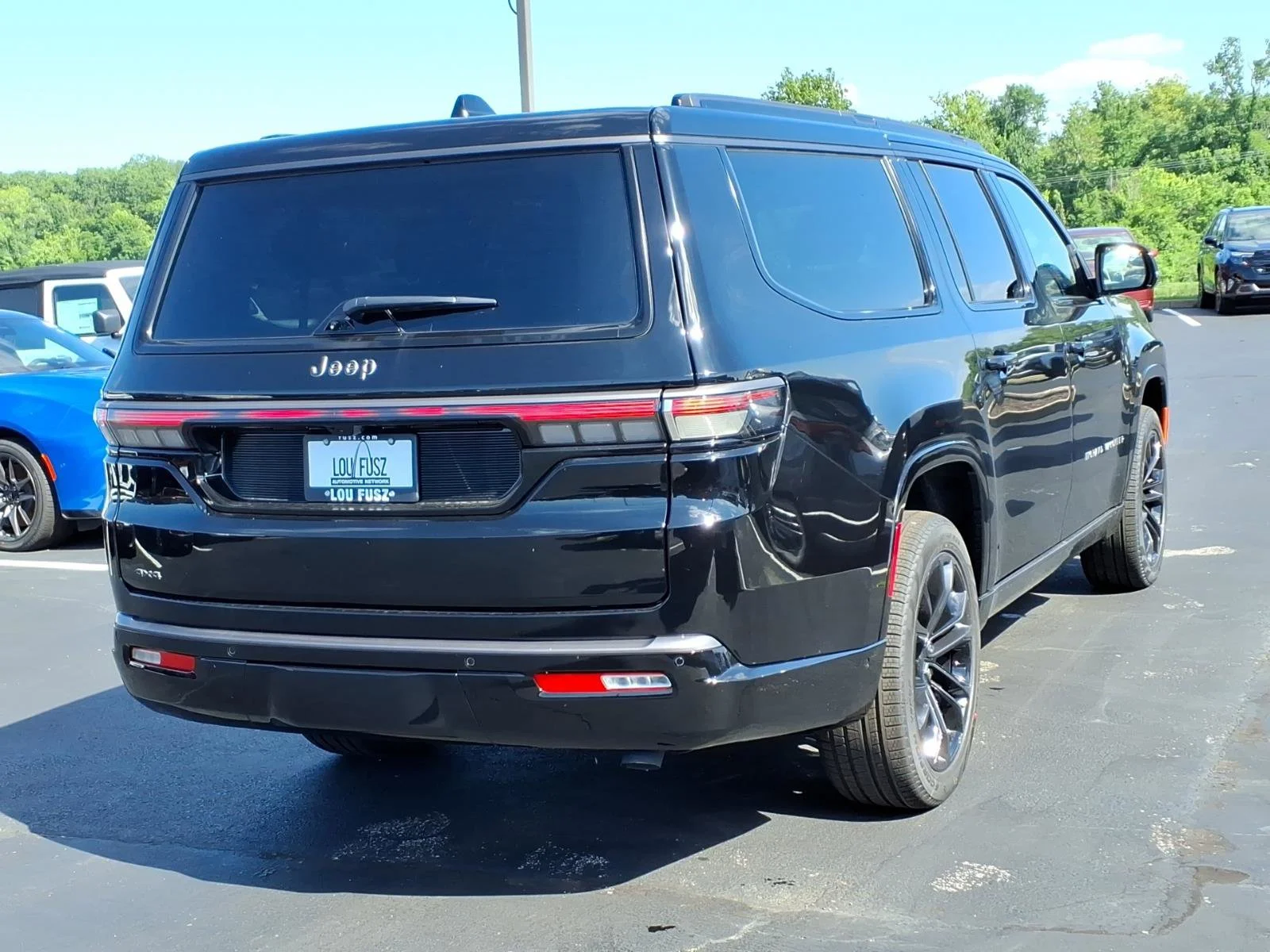New 2026 High Gloss Black Jeep Summit Obsidian image 19