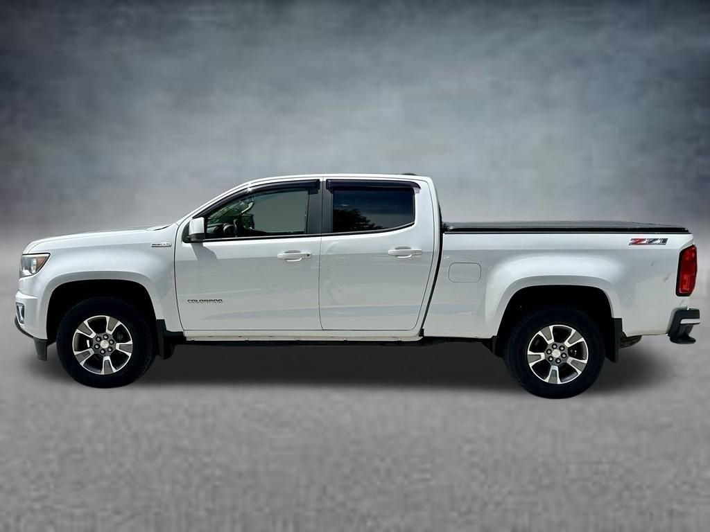 Used 2018 White Chevrolet Z71 image 8