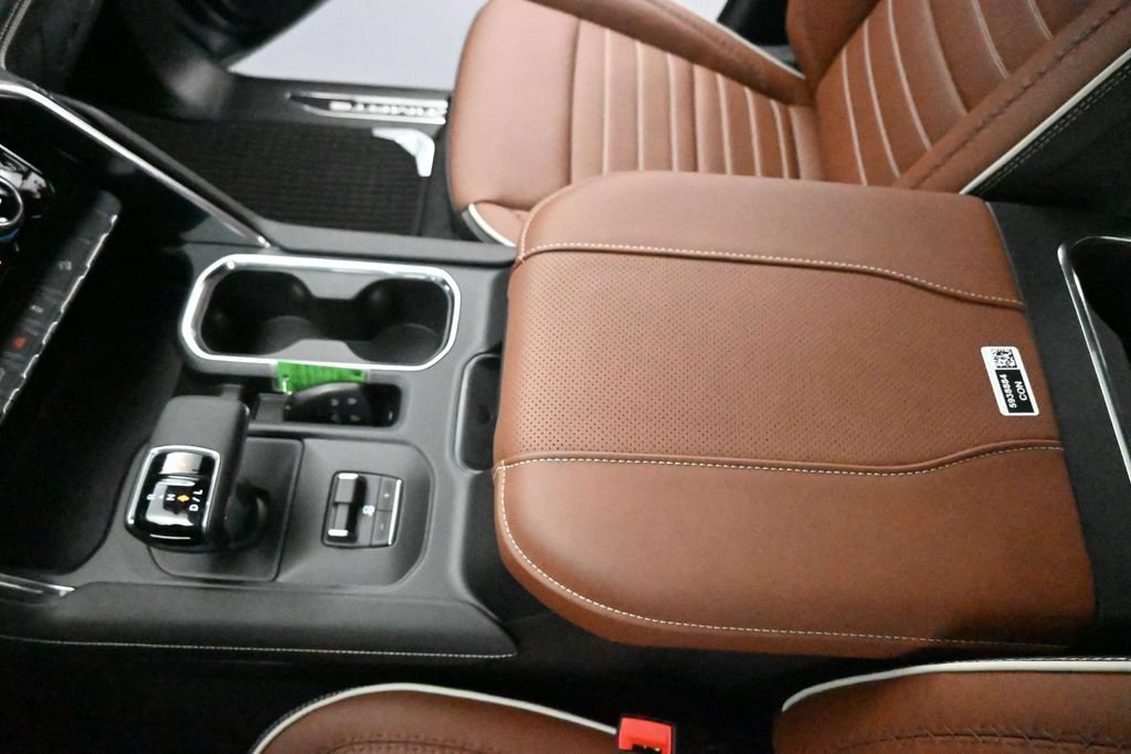 2026 GMC Sierra 1500 Denali Ultimate - Photo 16