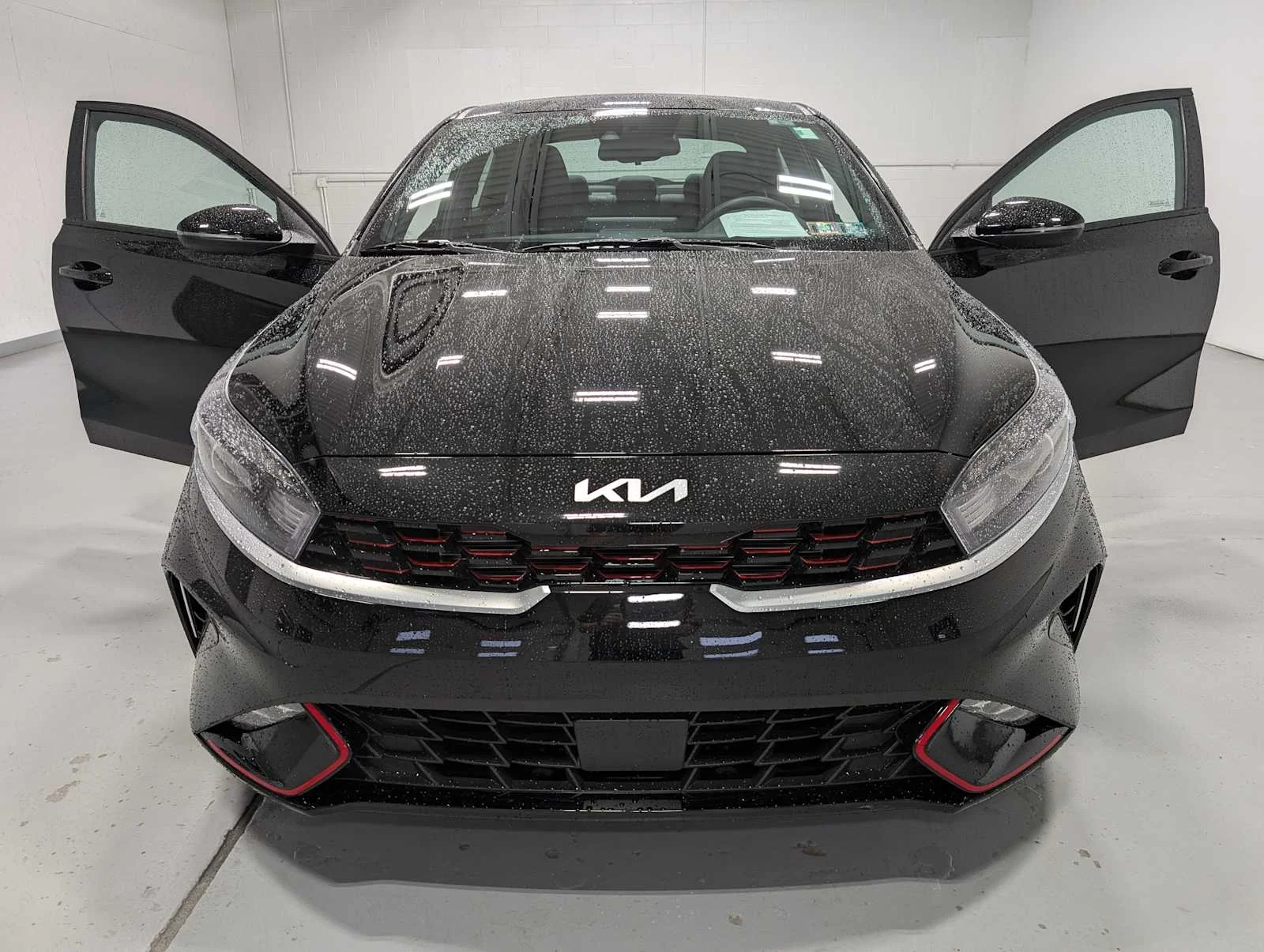 Used 2023 Aurora Black Kia GT-Line image 15