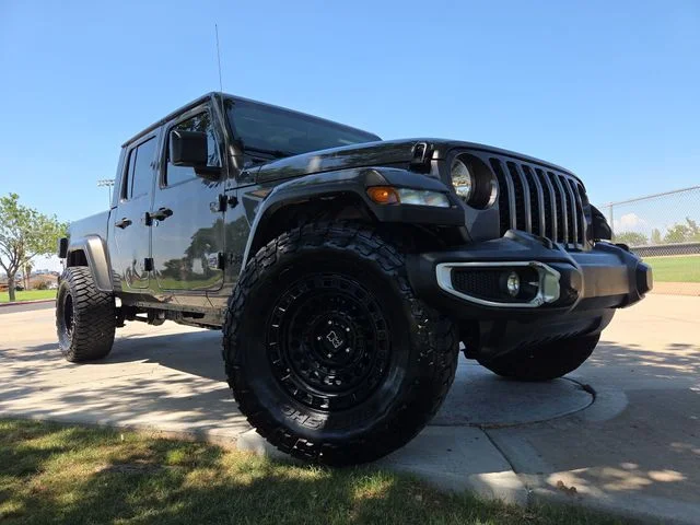 2023 Jeep Gladiator Sport S