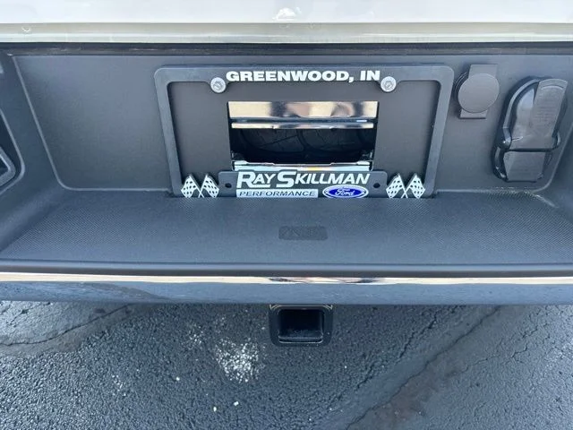 New 2025 Star White Metallic Tri-Coat Ford Lariat® image 11