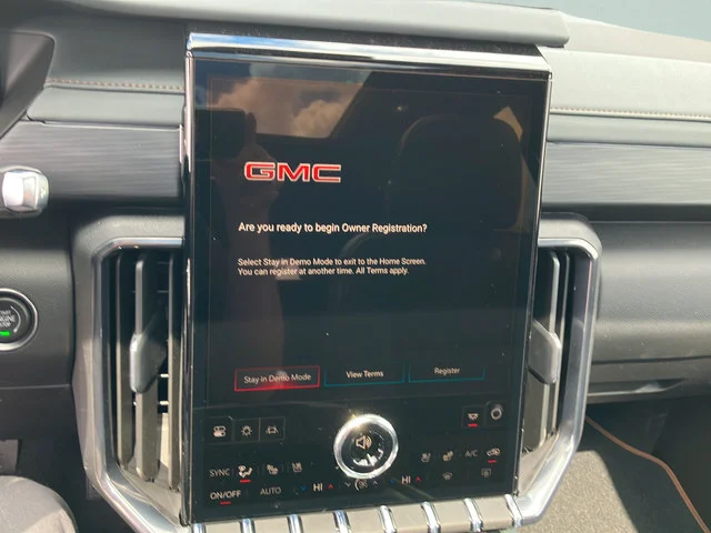 2026 GMC Acadia AT4 - Photo 16