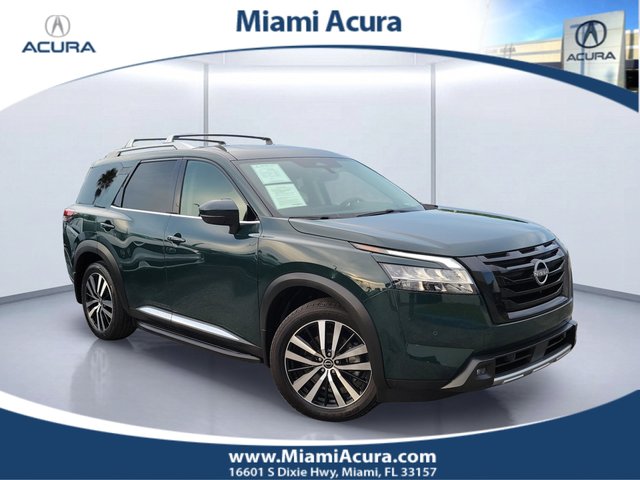 2024 Nissan Pathfinder Platinum