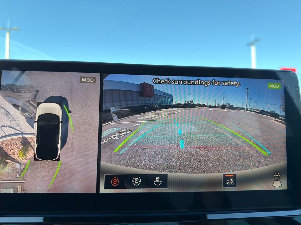 New 2026 Nissan Pathfinder SL 4D Sport Utility