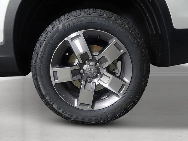 New 2026 Platinum White Pearl Honda RTL image 13