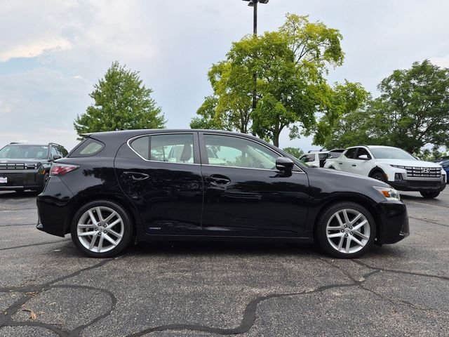 Used 2016 Black Lexus 200h image 8
