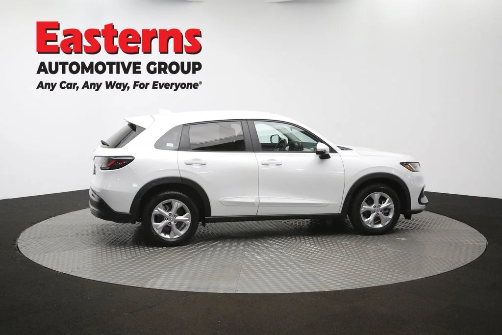 Used 2024 White Honda LX image 43
