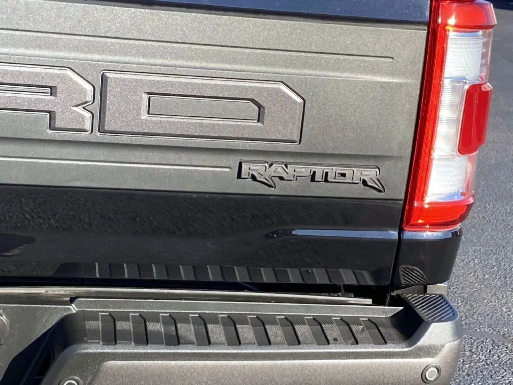 Used 2022 Black Metallic Ford Raptor image 5