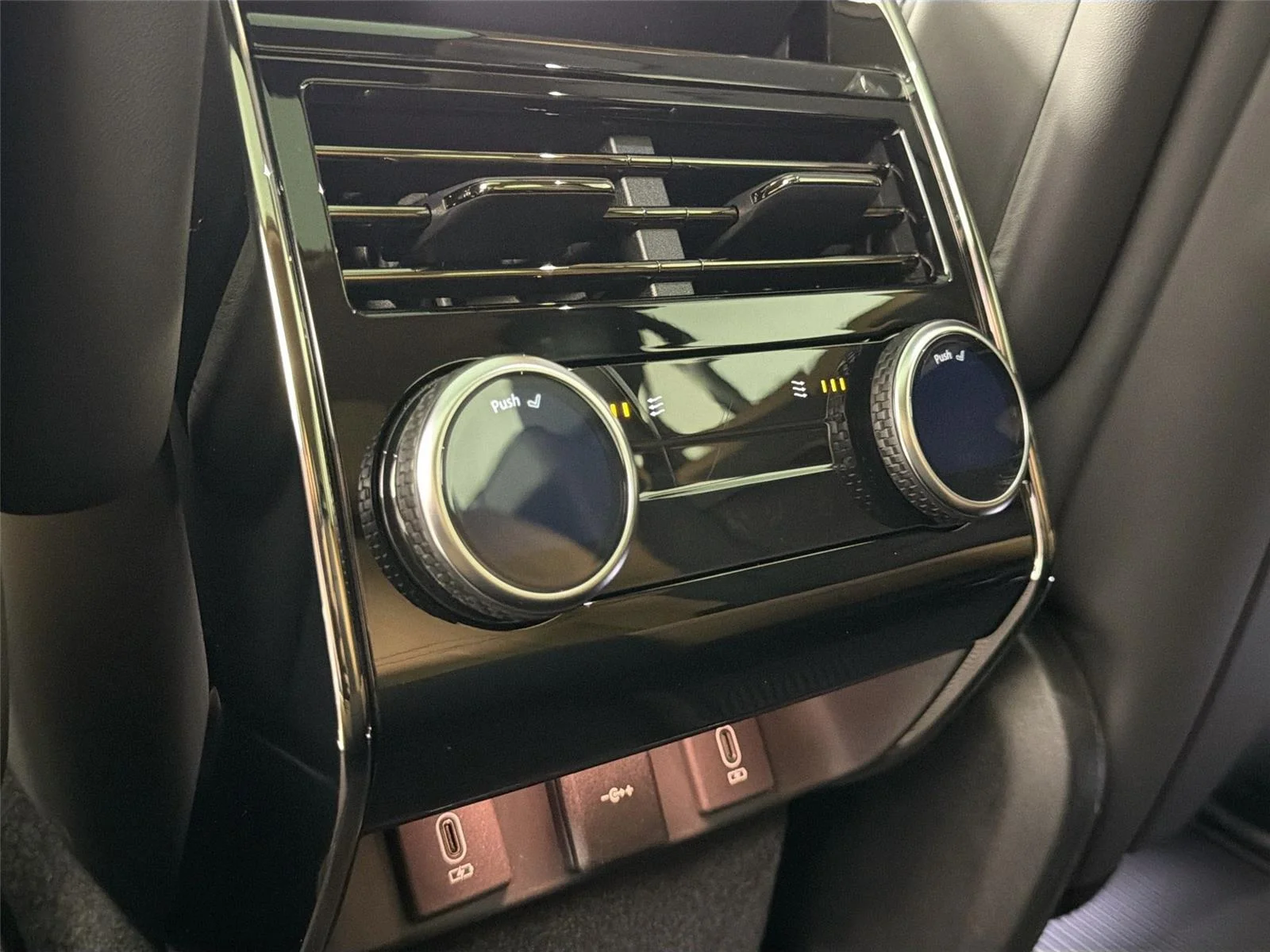 New 2026 Varesine Blue LAND ROVER Dynamic SE image 26