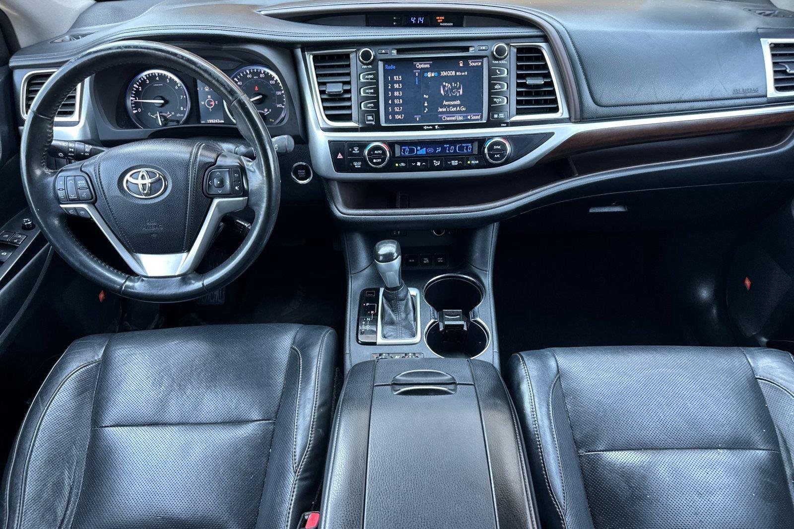 Used 2015 Predawn Gray Mica Toyota Limited image 12