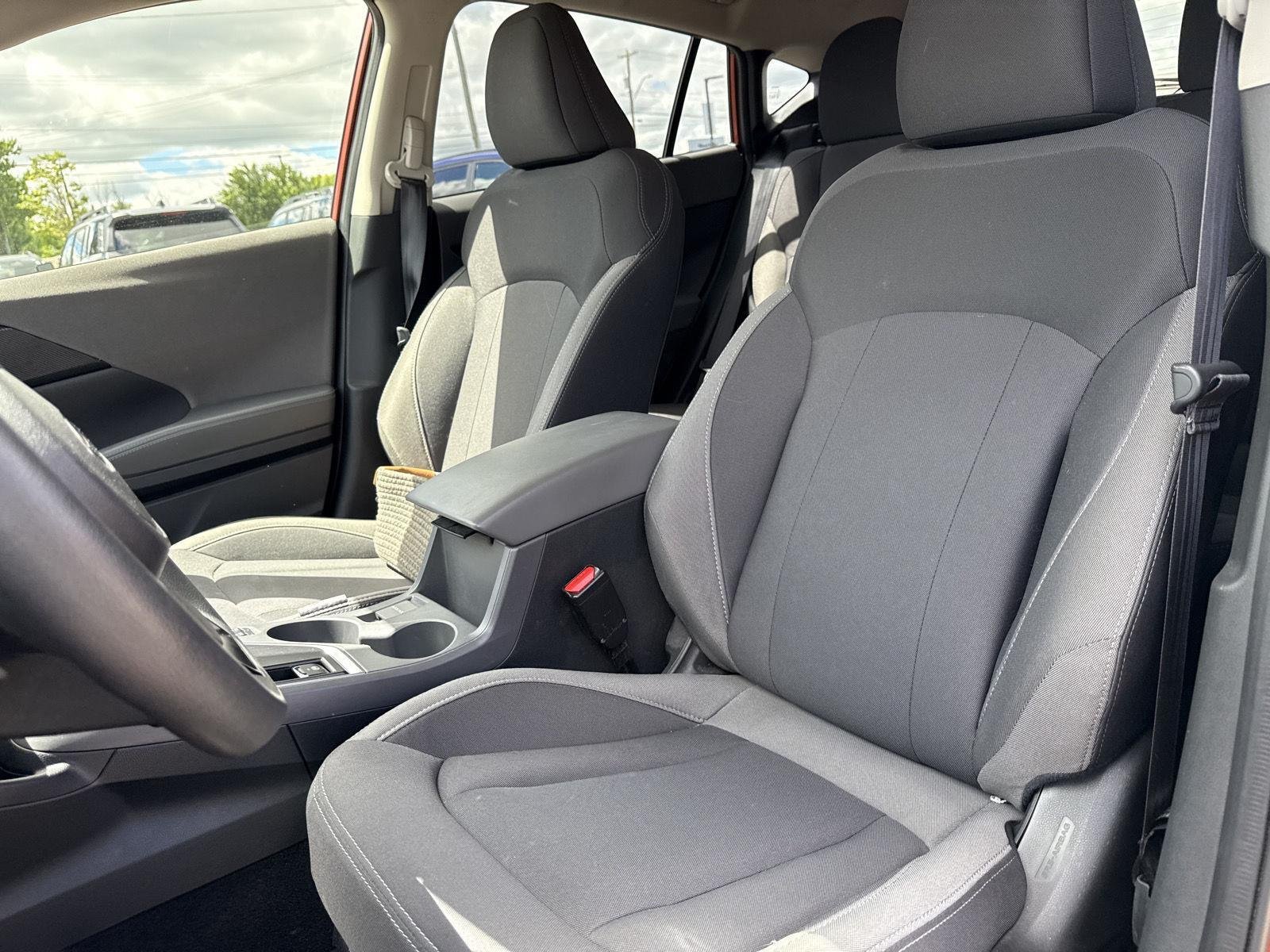 Used 2025 Sun Blaze Pearl Subaru Premium image 7