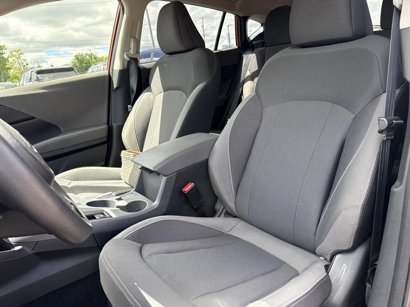 Used 2025 Sun Blaze Pearl Subaru Premium image 7